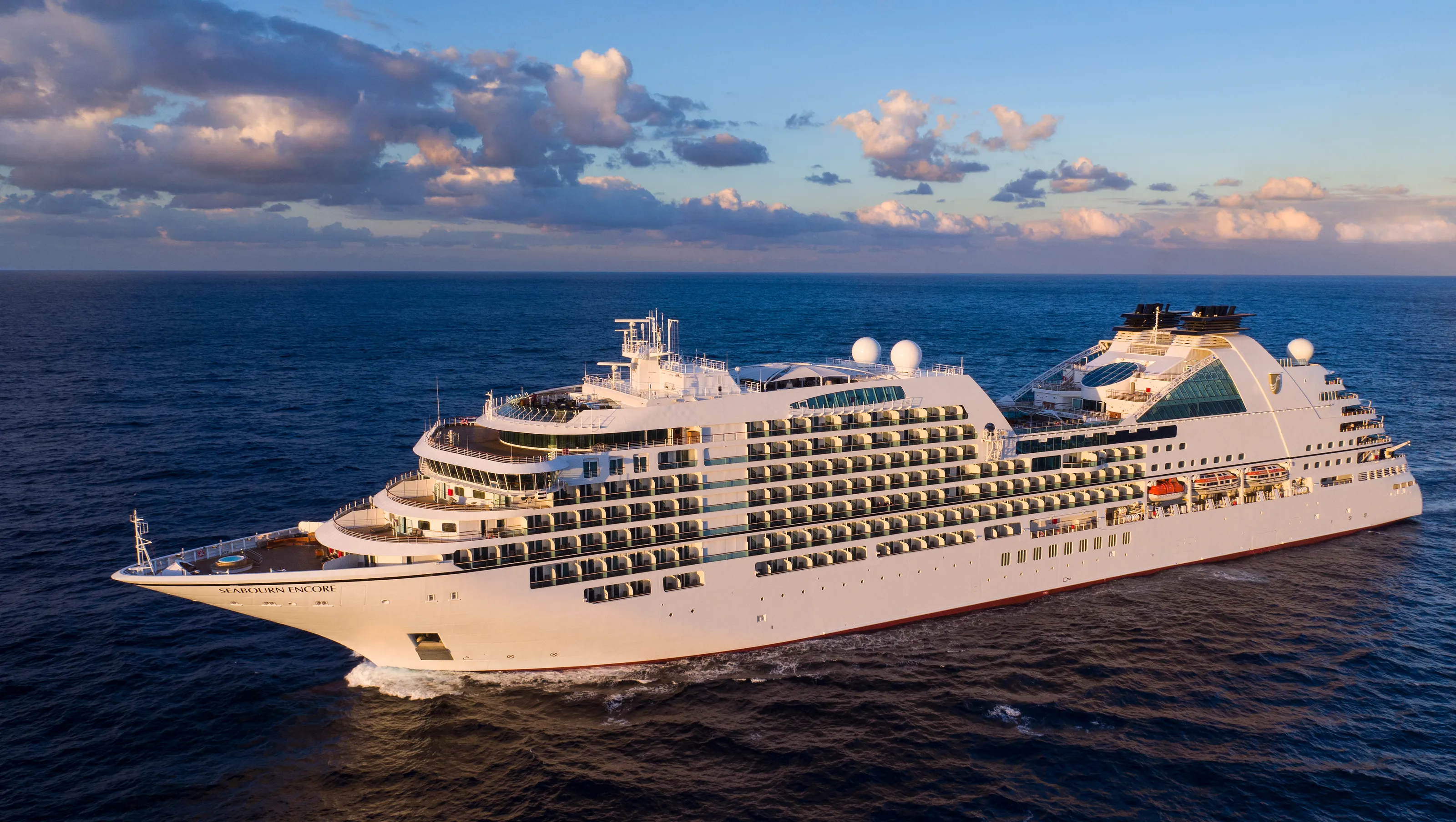 Seabourn: Enjoy up to $2,000 USD in More Moments Credit per suite 💫